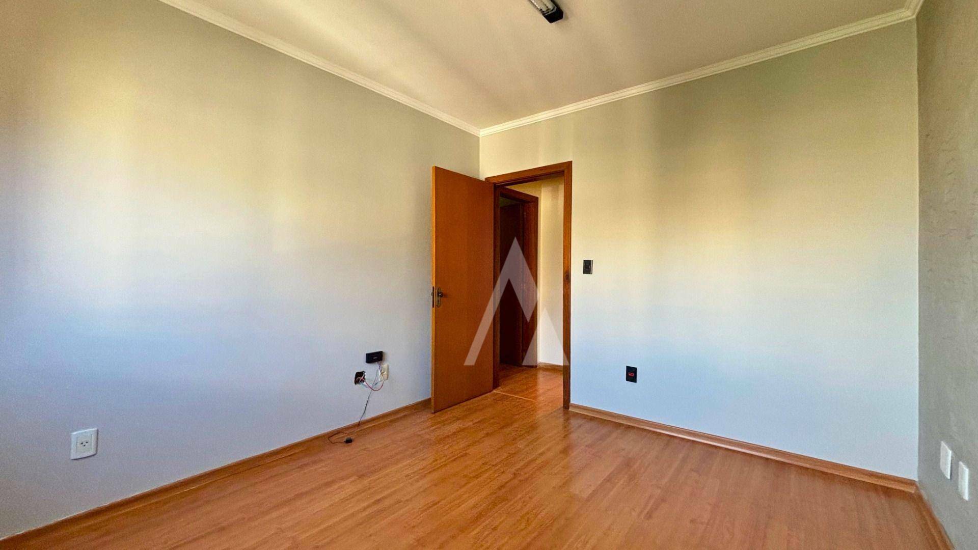 Apartamento à venda com 3 quartos, 139m² - Foto 18