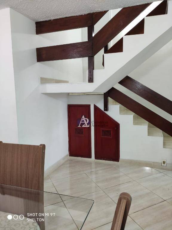 Apartamento à venda com 2 quartos, 63m² - Foto 4