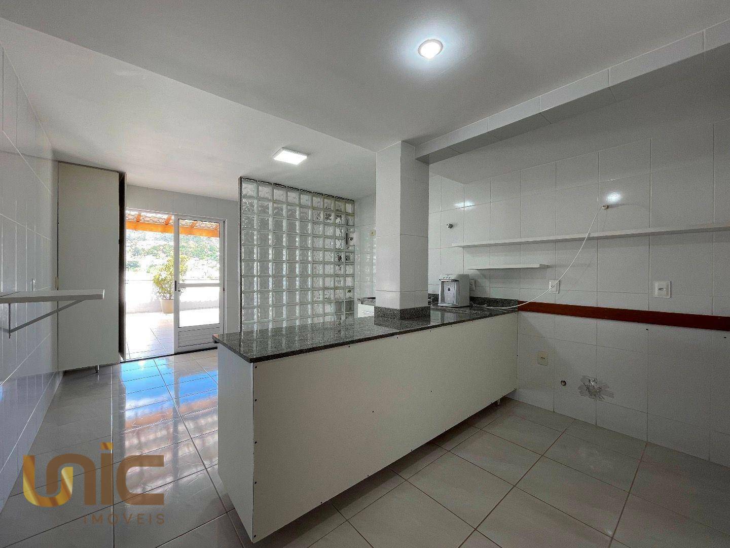 Cobertura à venda com 3 quartos, 250m² - Foto 15