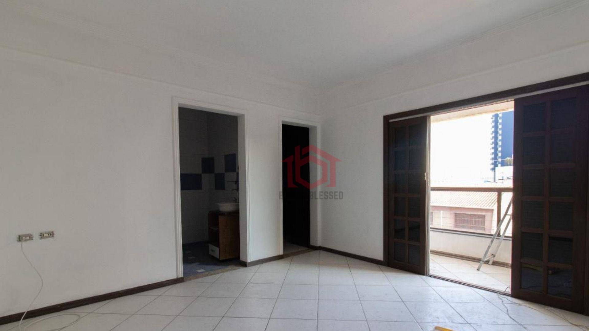 Sobrado à venda com 3 quartos, 284m² - Foto 8