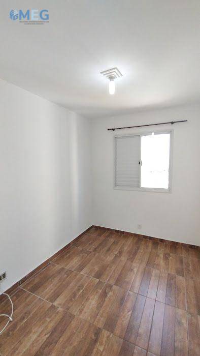 Apartamento para alugar com 2 quartos, 50m² - Foto 9