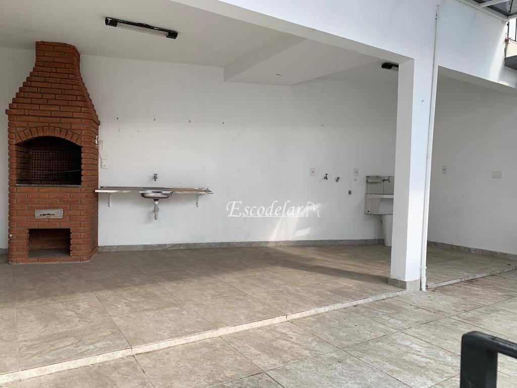 Casa para alugar com 3 quartos, 200m² - Foto 11