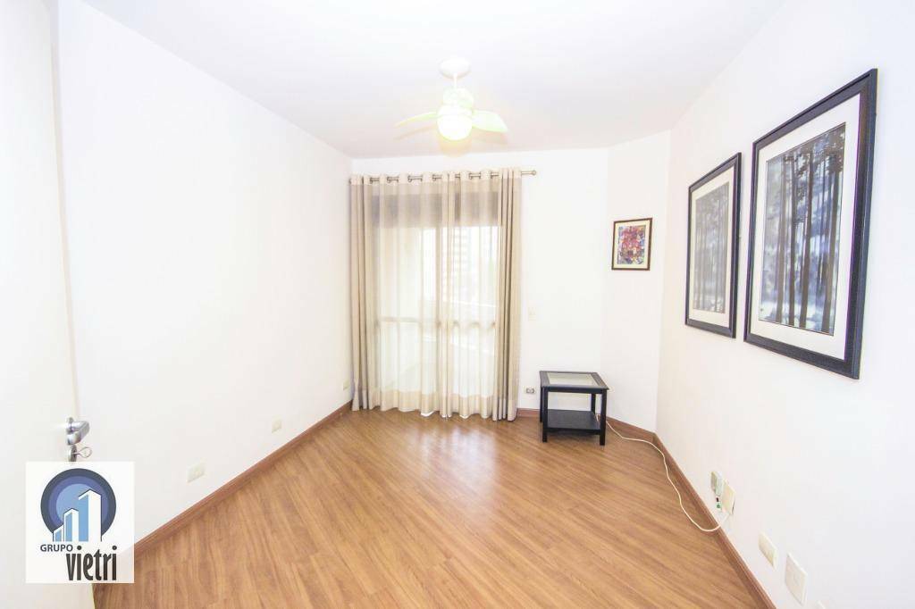 Apartamento à venda com 4 quartos, 210m² - Foto 14