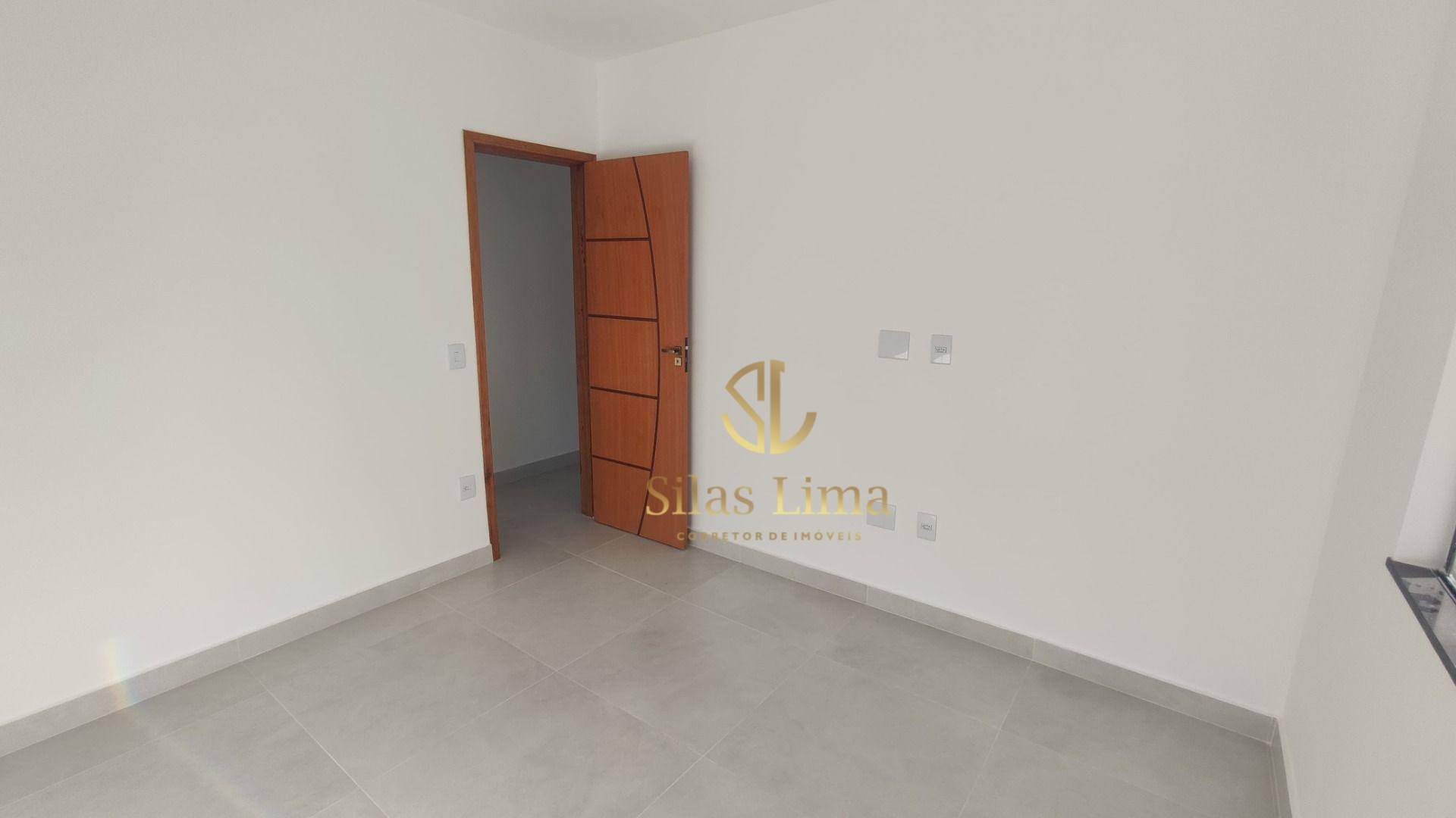 Casa à venda com 3 quartos, 90m² - Foto 14