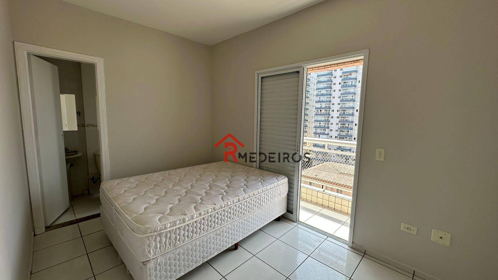 Apartamento à venda com 2 quartos, 66m² - Foto 11