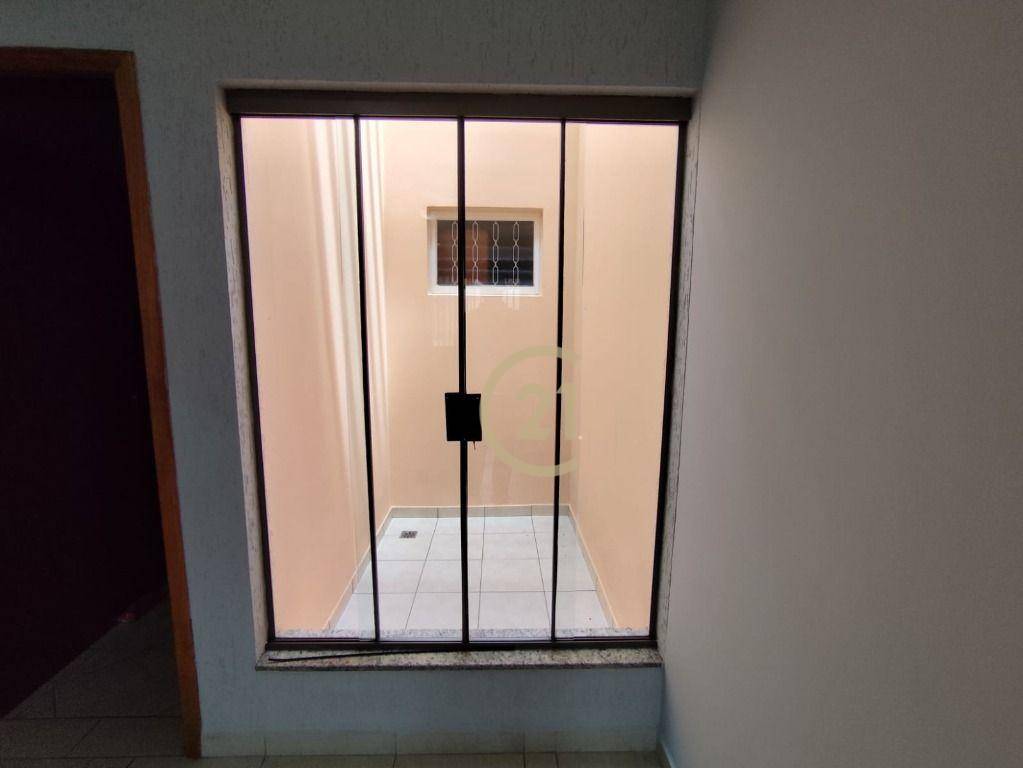 Casa para alugar com 3 quartos, 134m² - Foto 3