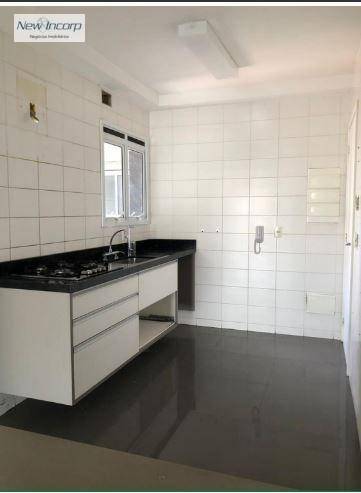 Apartamento à venda com 3 quartos, 142m² - Foto 4