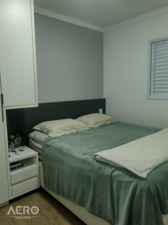 Apartamento à venda com 2 quartos, 60m² - Foto 6