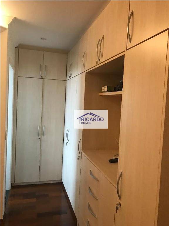 Sobrado à venda com 4 quartos, 550m² - Foto 10