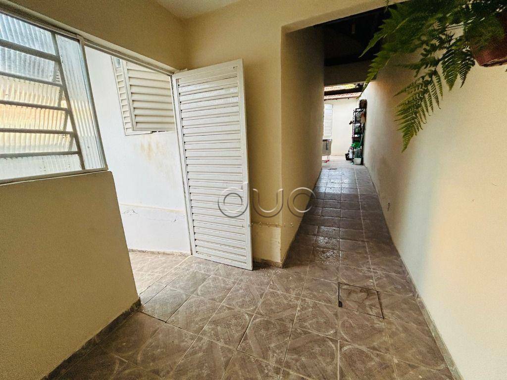 Casa à venda com 3 quartos, 180m² - Foto 11