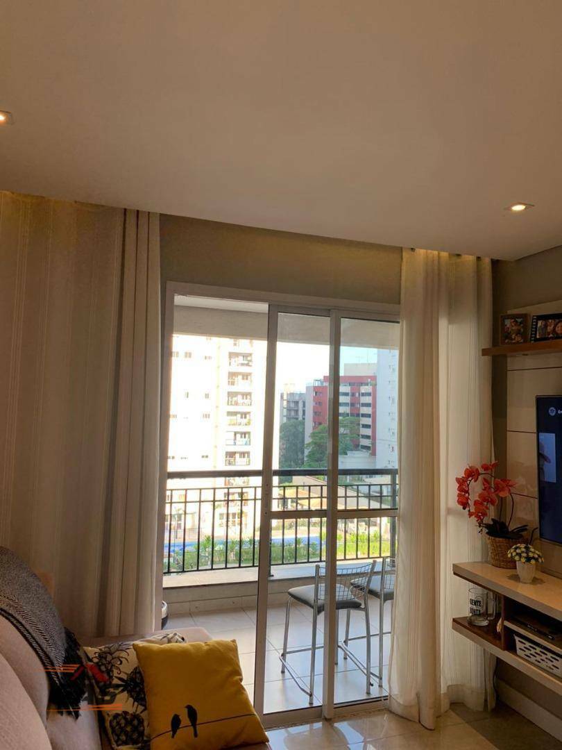 Apartamento à venda com 3 quartos, 70m² - Foto 3