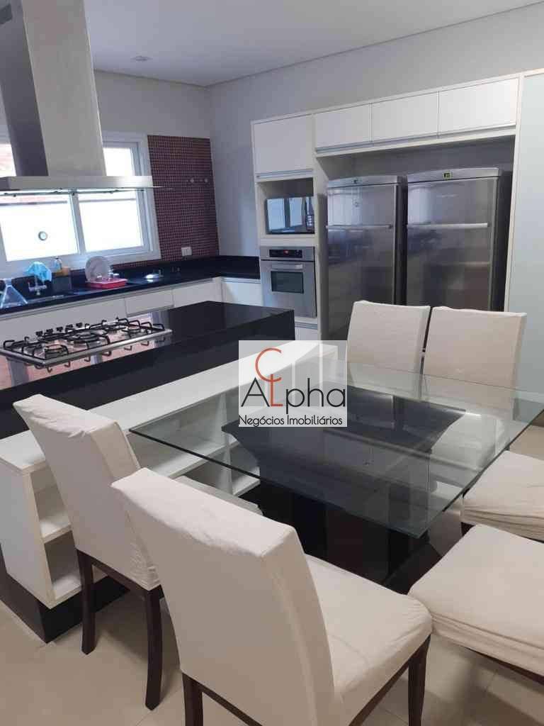 Sobrado à venda com 4 quartos, 480m² - Foto 1