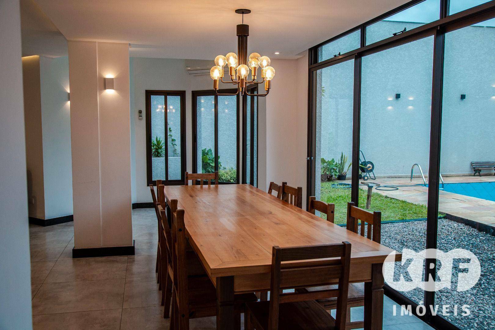 Casa à venda e aluguel com 4 quartos, 300m² - Foto 47