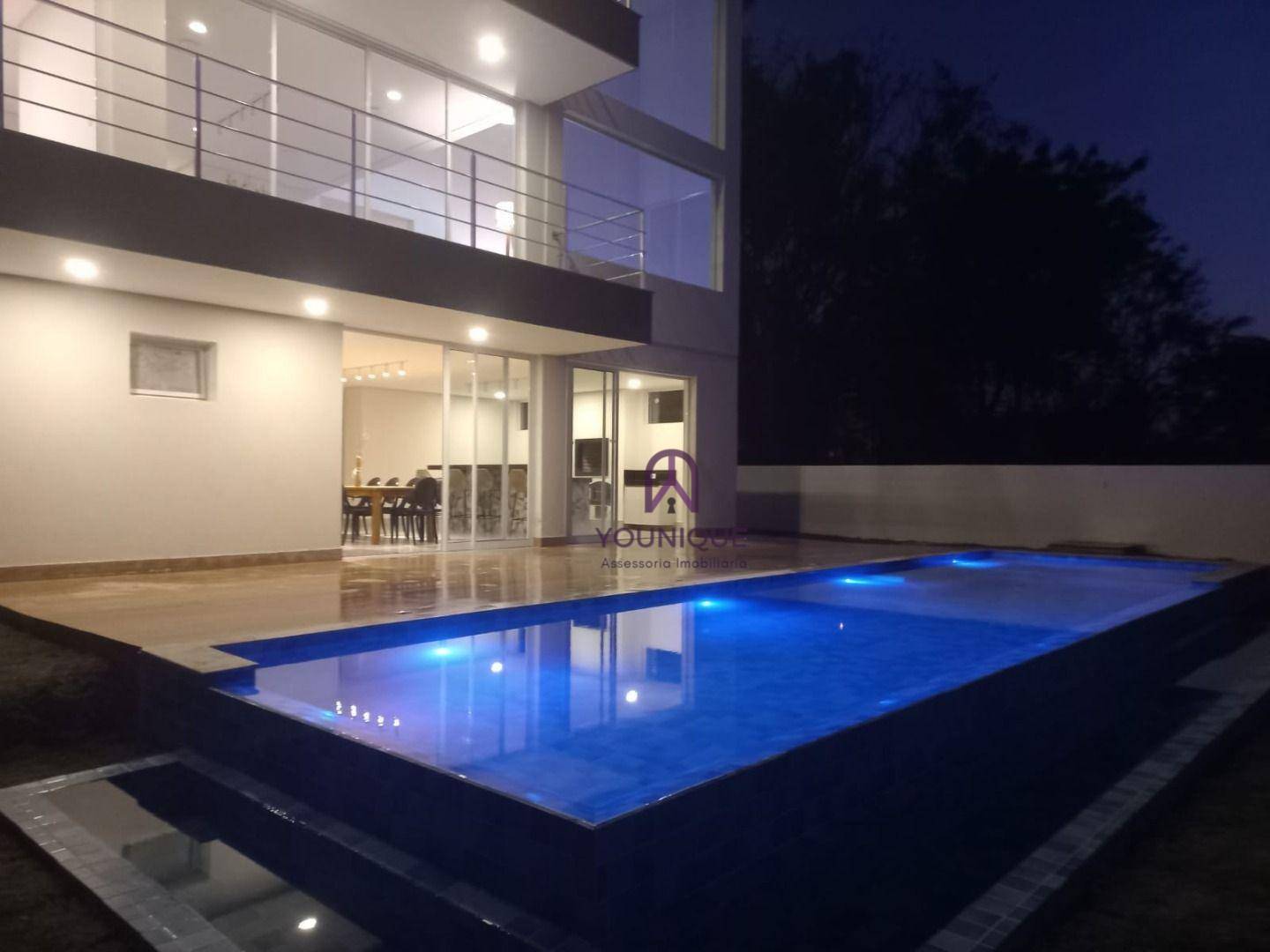 Casa de Condomínio à venda com 5 quartos, 550m² - Foto 1