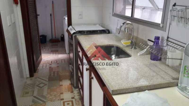 Apartamento à venda com 2 quartos, 90m² - Foto 16