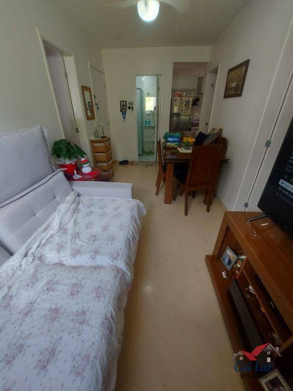 Apartamento à venda com 3 quartos, 50m² - Foto 4