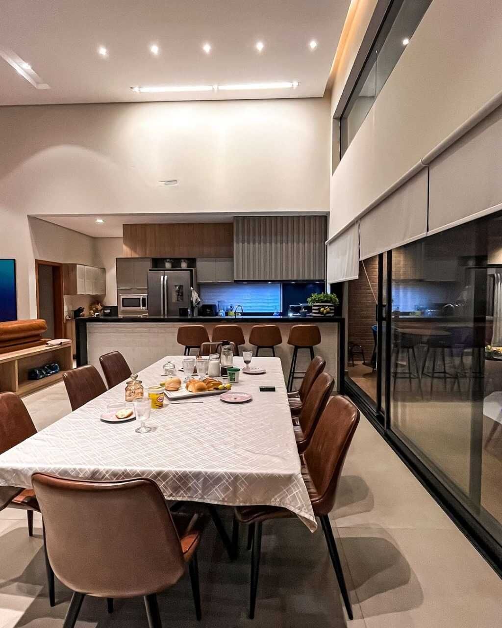 Casa à venda com 3 quartos, 265m² - Foto 17