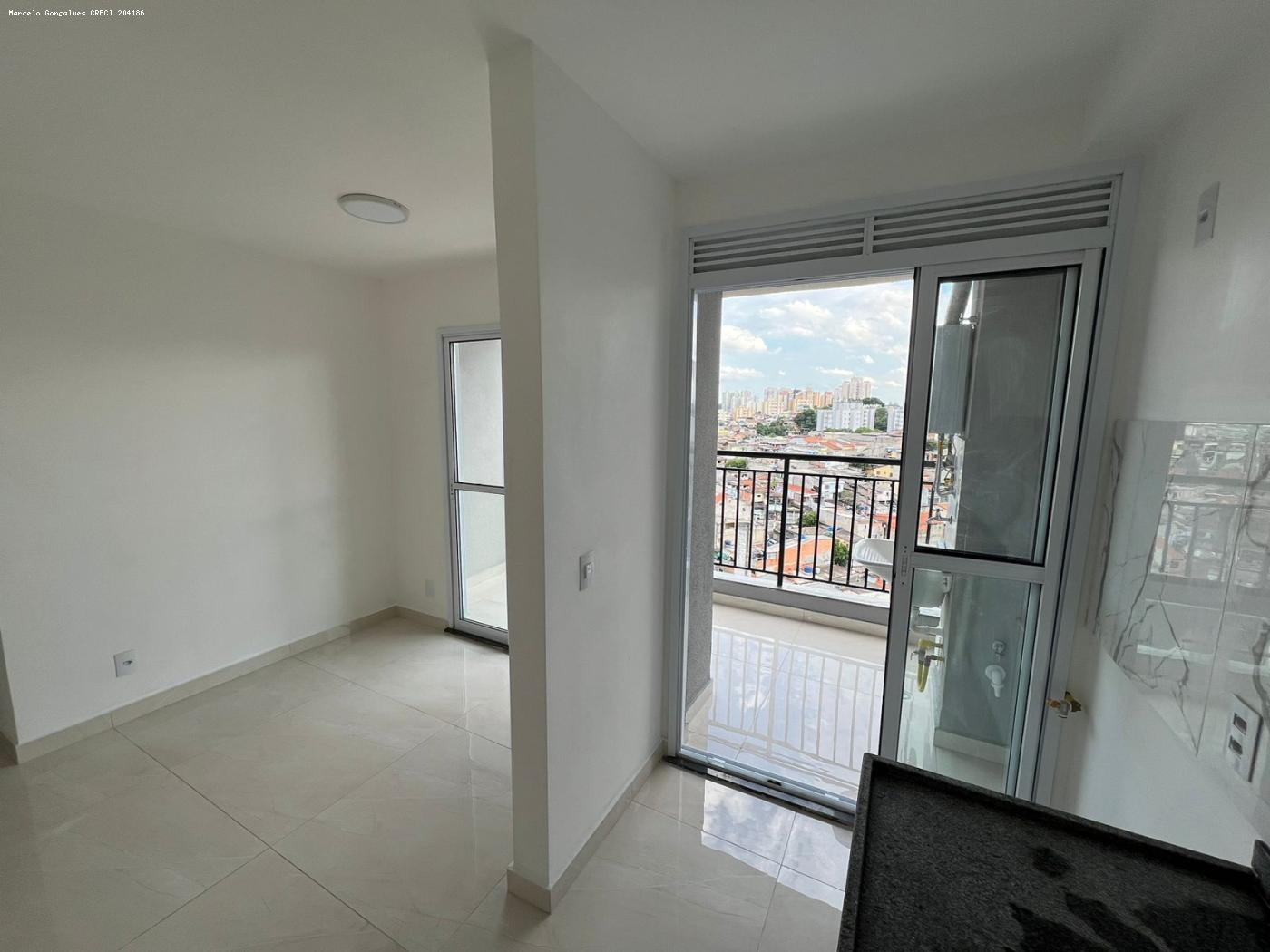 Apartamento para alugar com 2 quartos, 55m² - Foto 6