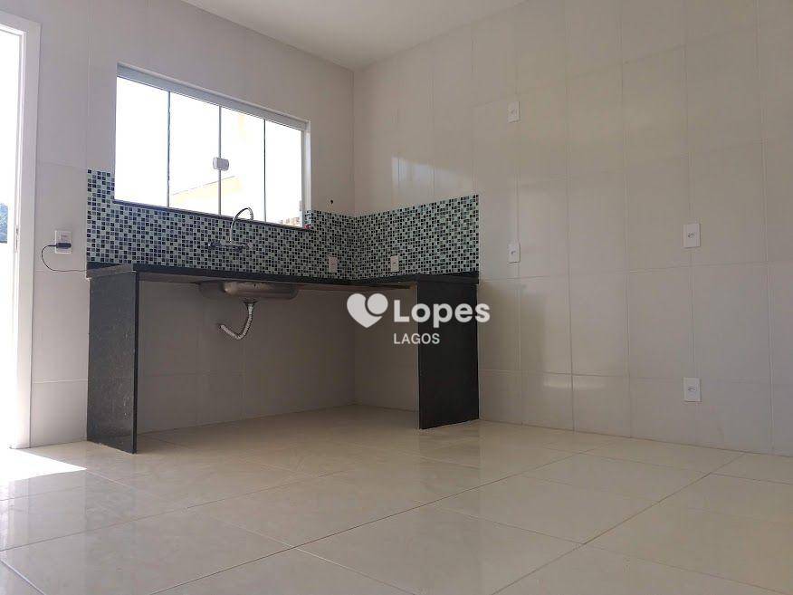 Casa à venda com 3 quartos, 124m² - Foto 4