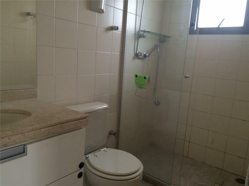 Apartamento à venda com 3 quartos, 125m² - Foto 3