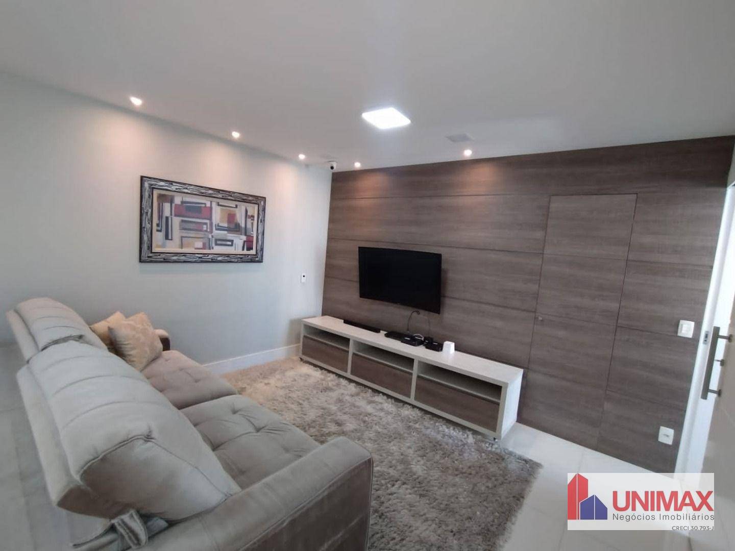 Apartamento à venda com 3 quartos, 154m² - Foto 2