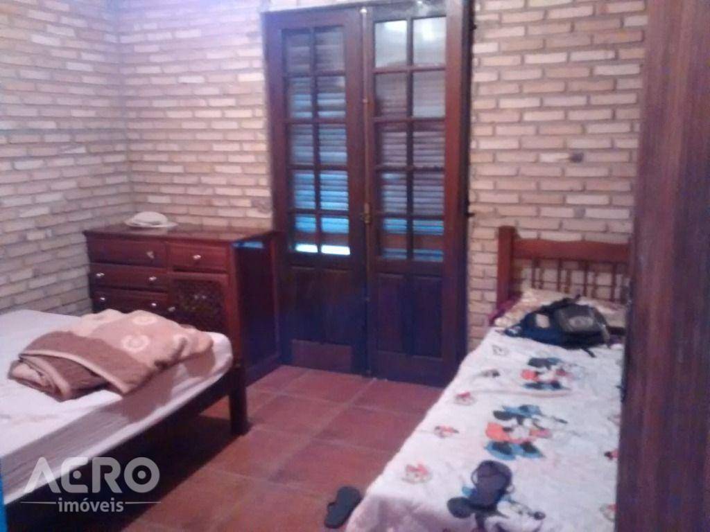 Chácara à venda com 3 quartos, 130m² - Foto 5