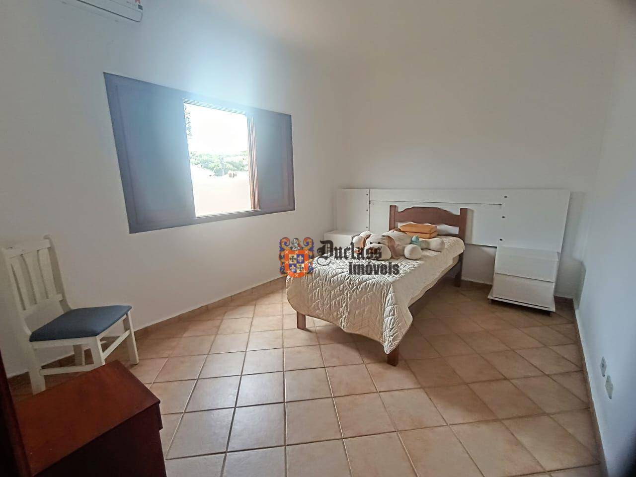 Casa à venda com 5 quartos, 228m² - Foto 29