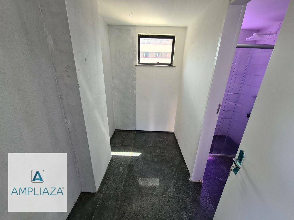 Apartamento à venda com 4 quartos, 195m² - Foto 13