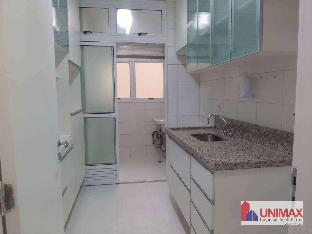 Apartamento para alugar com 3 quartos, 87m² - Foto 18