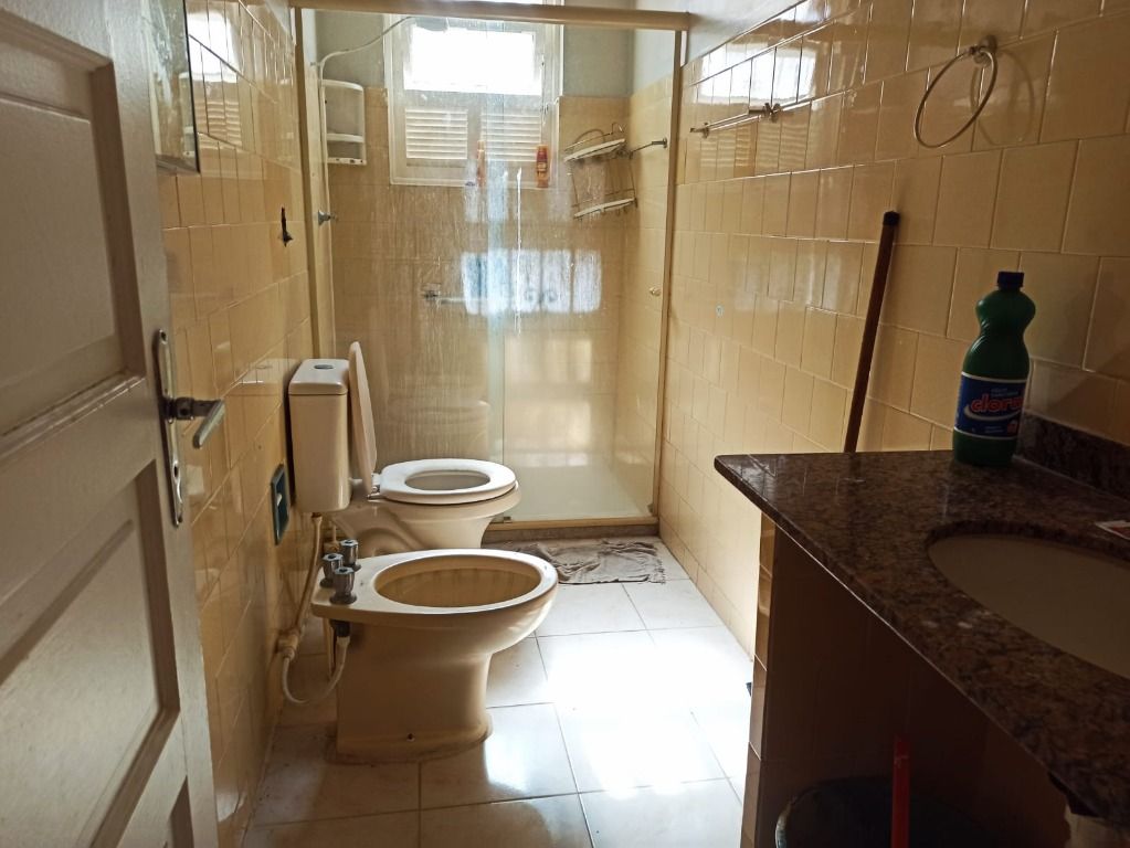 Casa à venda com 6 quartos, 300m² - Foto 16