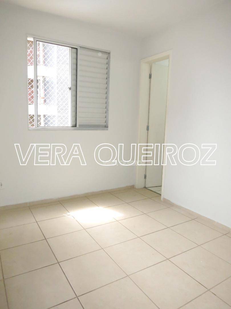 Apartamento à venda com 3 quartos, 62m² - Foto 9