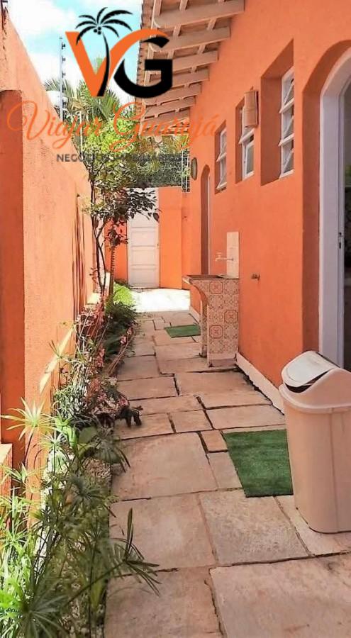 Sobrado à venda com 8 quartos, 436m² - Foto 39