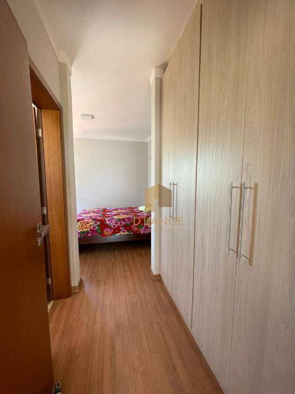 Casa de Condomínio à venda com 3 quartos, 219m² - Foto 22