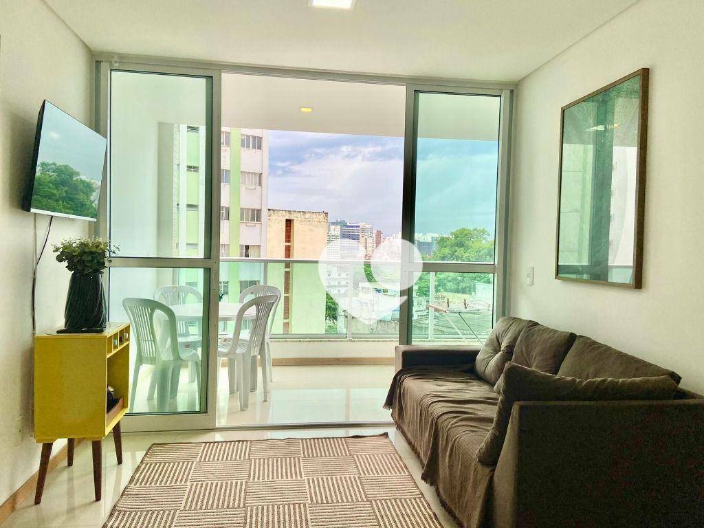 Apartamento à venda com 2 quartos, 69m² - Foto 4