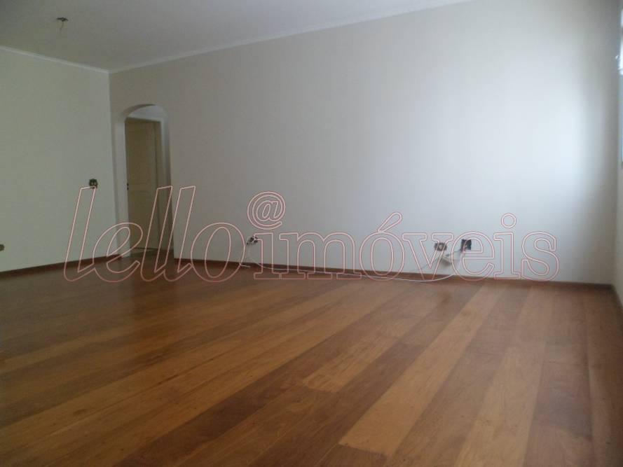 Apartamento para alugar com 3 quartos, 140m² - Foto 2