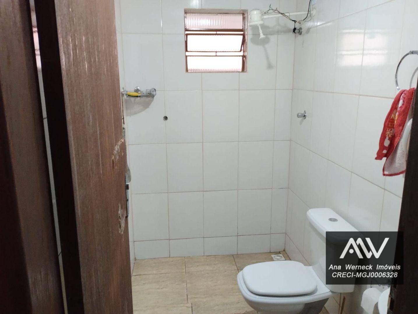 Casa à venda com 2 quartos, 90m² - Foto 6