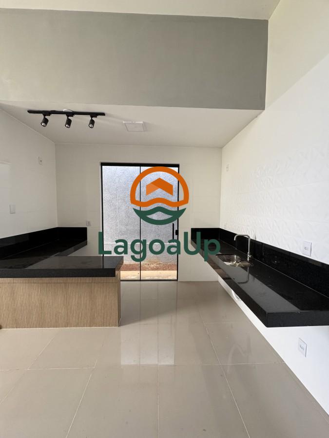 Casa à venda com 3 quartos, 95m² - Foto 4