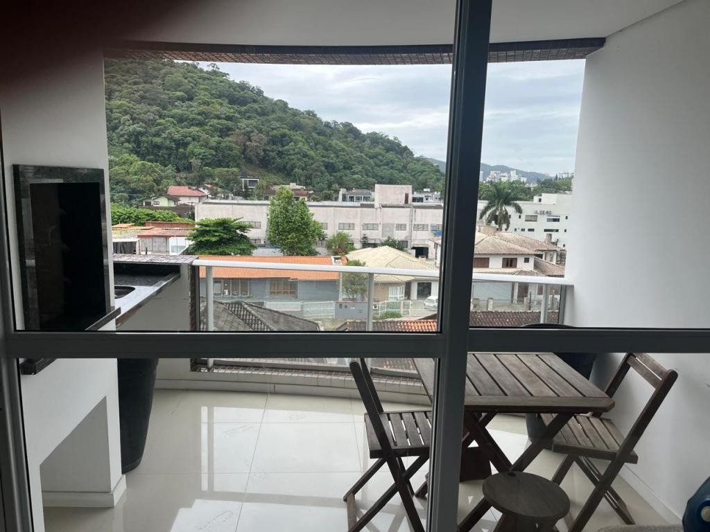 Apartamento à venda com 2 quartos, 81m² - Foto 20