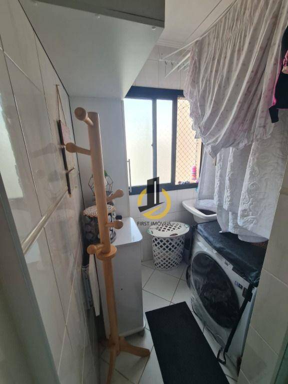 Apartamento à venda com 3 quartos, 91m² - Foto 9