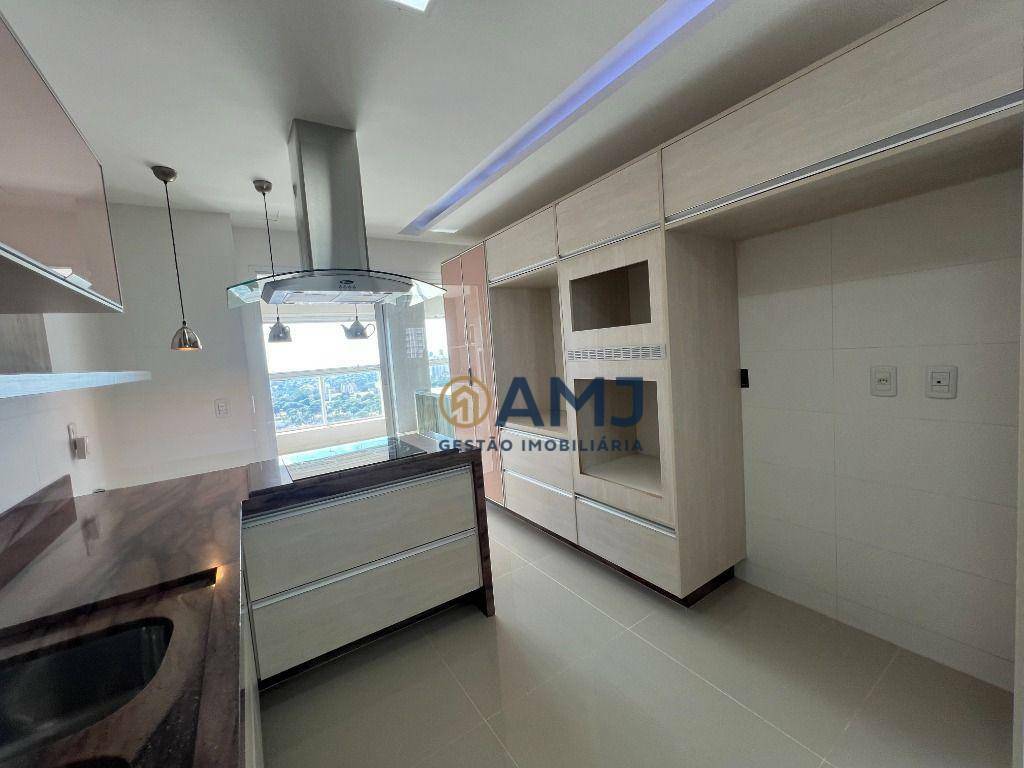 Apartamento à venda com 3 quartos, 207m² - Foto 9