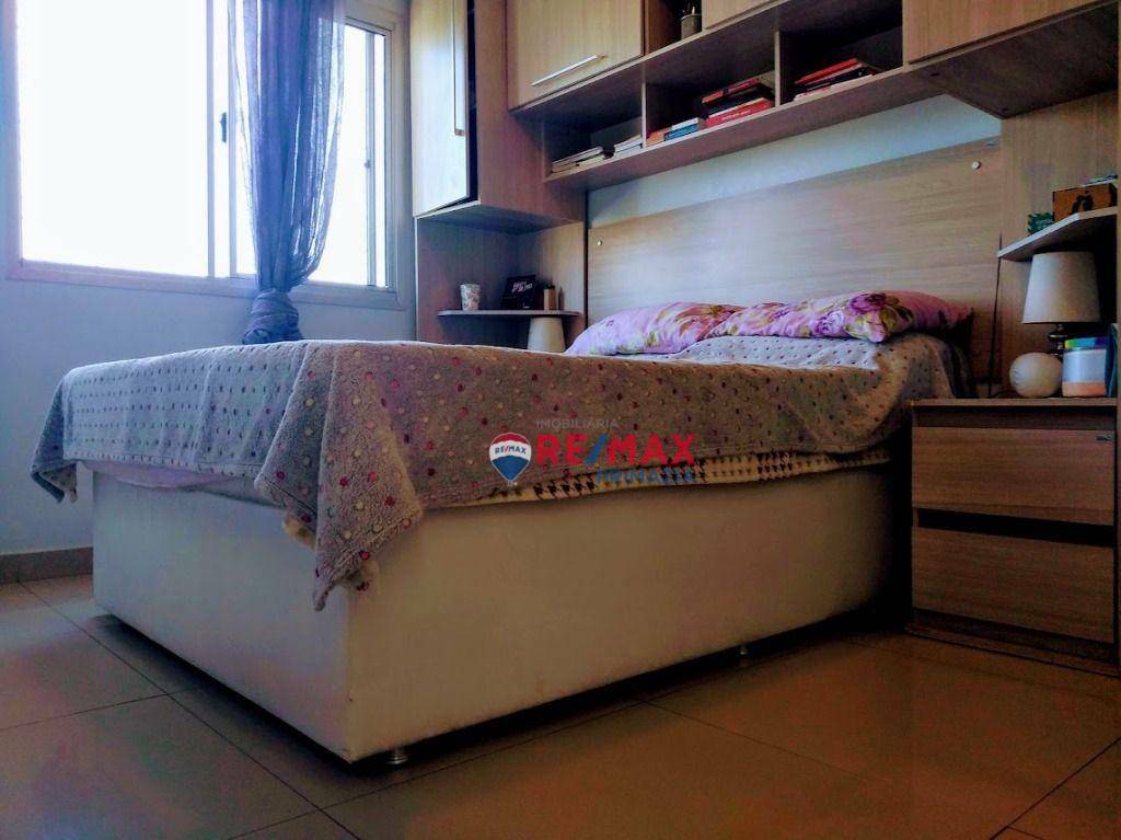 Apartamento à venda com 2 quartos, 51m² - Foto 11