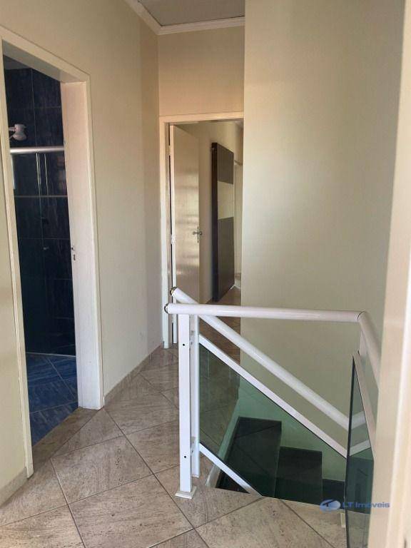 Sobrado à venda com 3 quartos, 187m² - Foto 27
