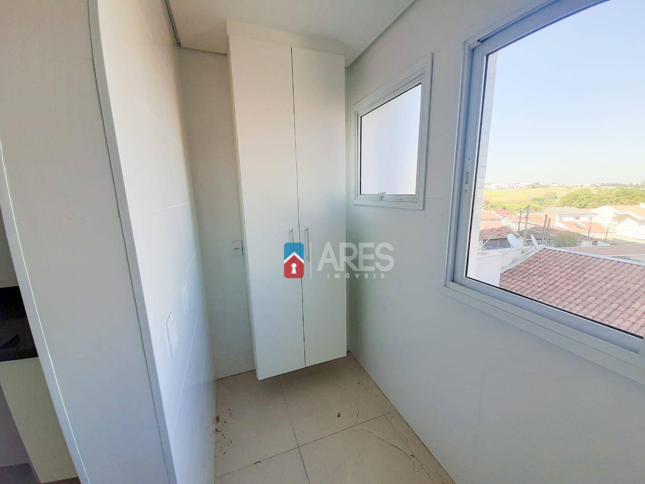 Apartamento para alugar com 3 quartos, 76m² - Foto 3