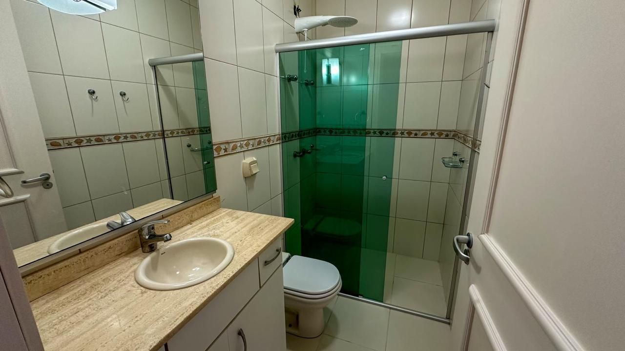 Casa de Condomínio à venda com 8 quartos, 718m² - Foto 22