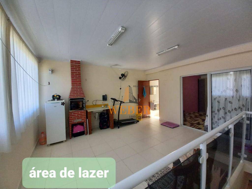 Sobrado à venda com 2 quartos, 70m² - Foto 1