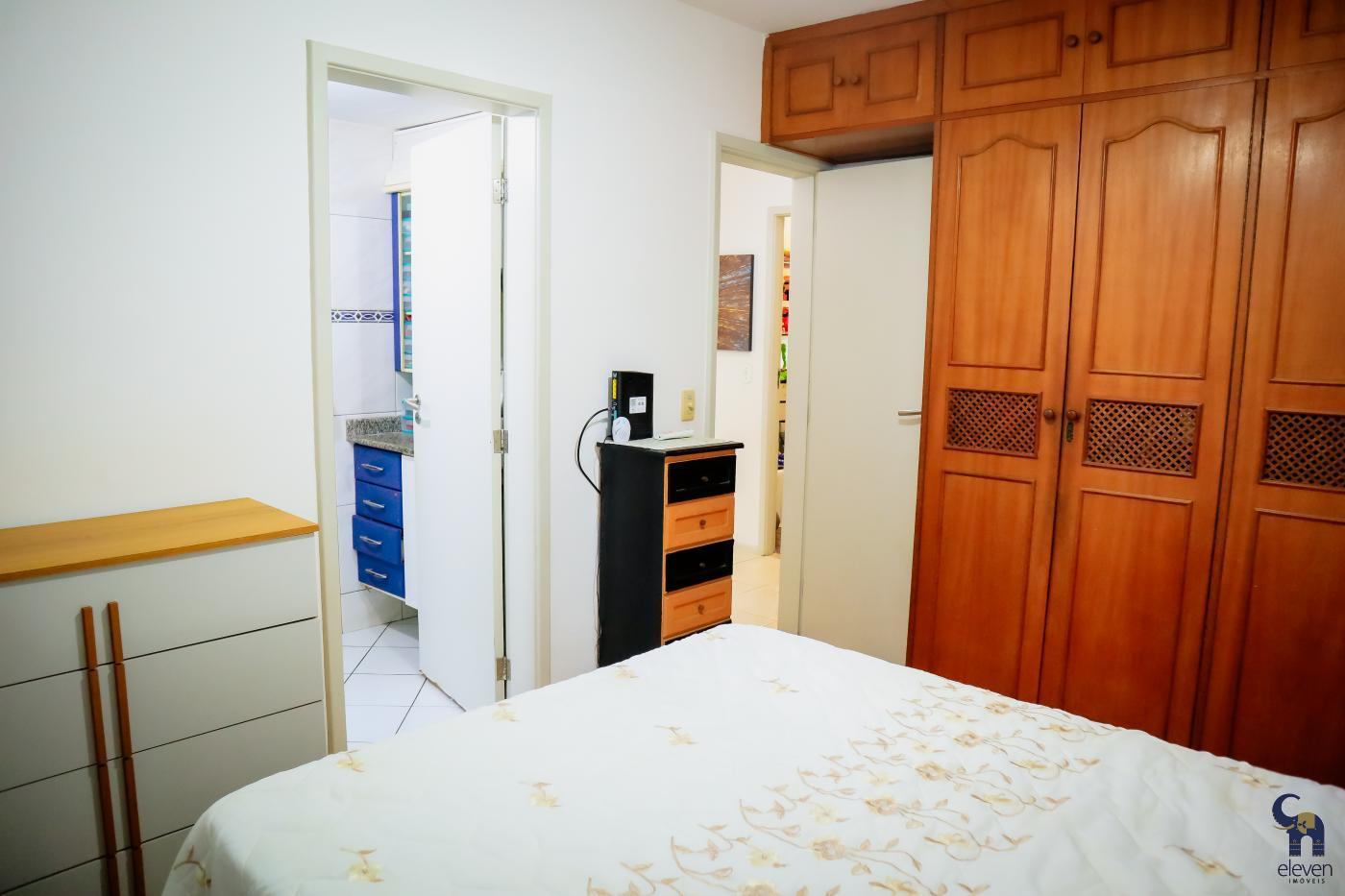 Apartamento à venda com 3 quartos, 120m² - Foto 32