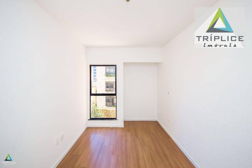 Apartamento à venda com 2 quartos, 67m² - Foto 8