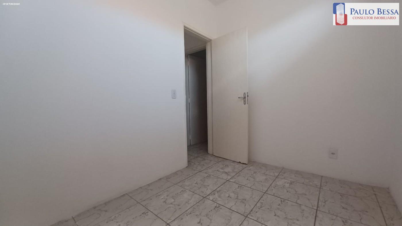 Casa à venda com 3 quartos - Foto 2