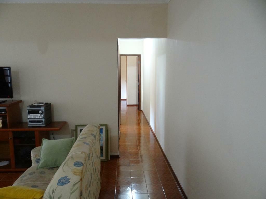 Casa à venda com 2 quartos, 110m² - Foto 3