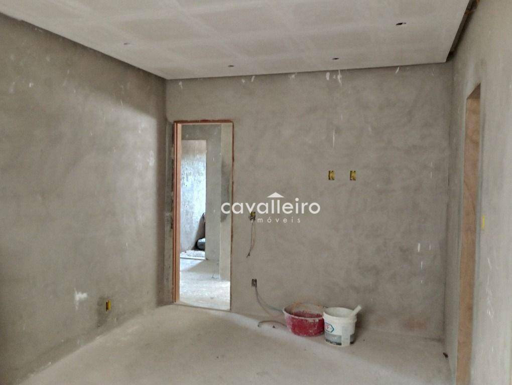 Casa à venda com 3 quartos, 300m² - Foto 14